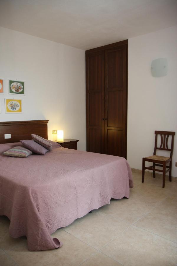 Gli Acini Bed & Breakfast Pietra de' Giorgi Exterior photo