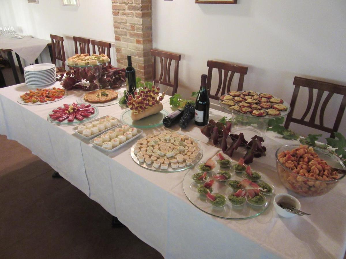 Gli Acini Bed & Breakfast Pietra de' Giorgi Exterior photo
